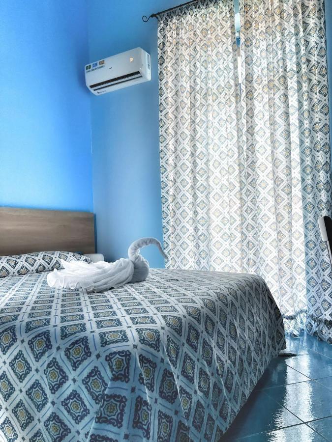 فندق Casina Lambis يوتْسْوولْ المظهر الخارجي الصورة