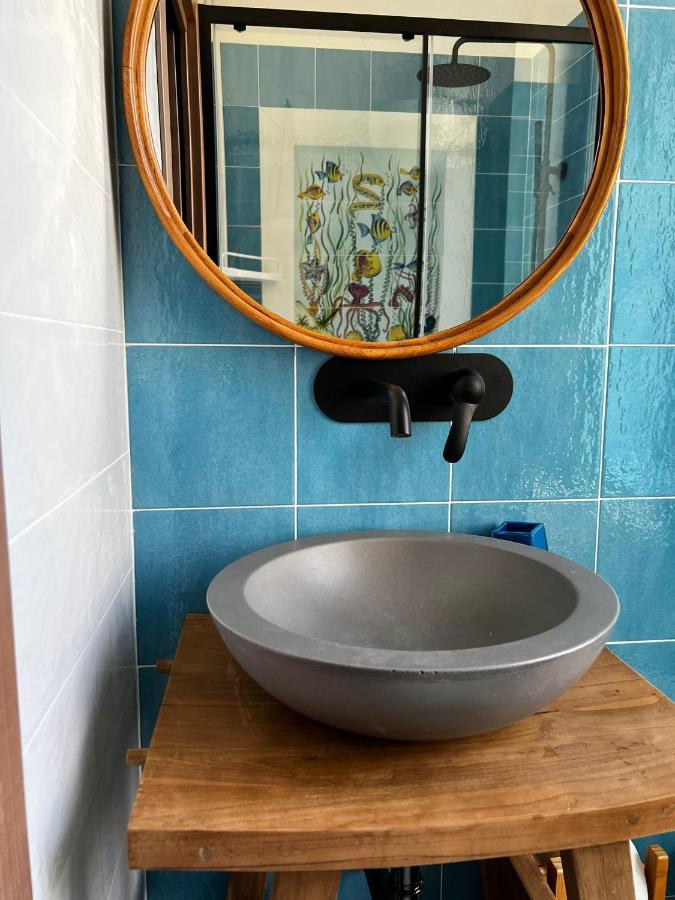 فندق Casina Lambis يوتْسْوولْ المظهر الخارجي الصورة