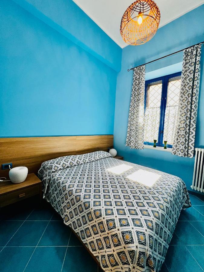 فندق Casina Lambis يوتْسْوولْ المظهر الخارجي الصورة