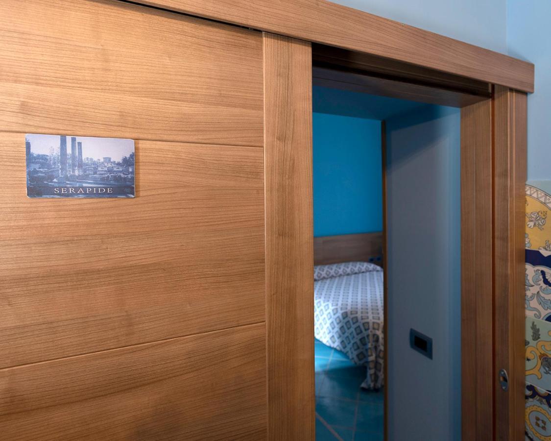 فندق Casina Lambis يوتْسْوولْ المظهر الخارجي الصورة