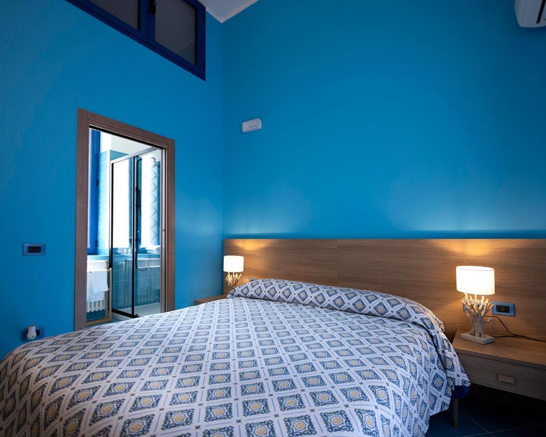 فندق Casina Lambis يوتْسْوولْ المظهر الخارجي الصورة